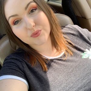 Meet your Posher, Destanee